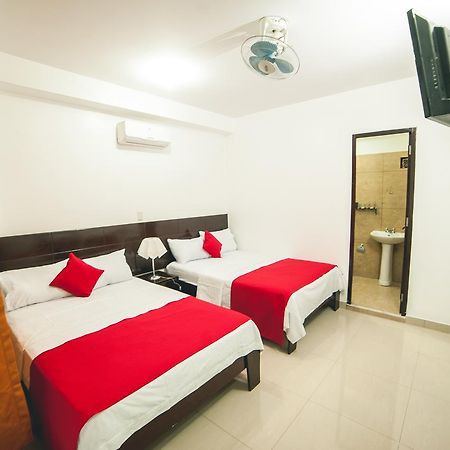 Hotel Luxor Pucallpa Exterior photo