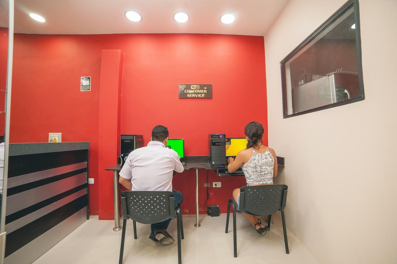 Hotel Luxor Pucallpa Exterior photo